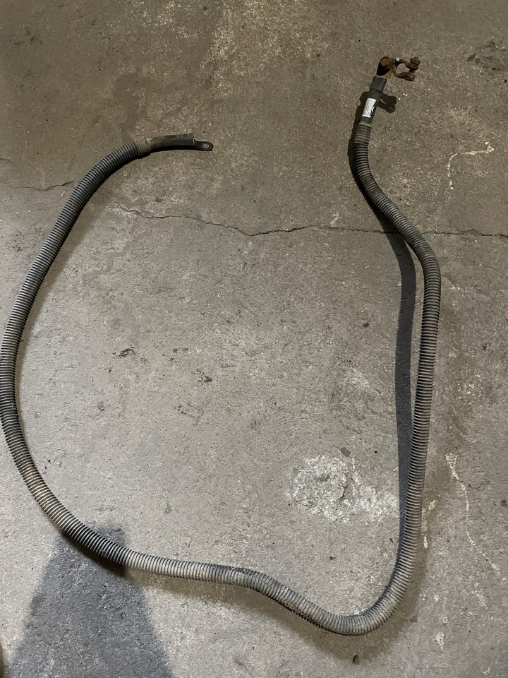 Claas Arion 550-520 650-620 - kabel wiązka elektryczna 0021502993 - Појас за кабел/ Жица за Трактор: слика 2 Claas Arion 550-520 650-620 - kabel wiązka elektryczna 0021502993 - Појас за кабел/ Жица за Трактор: слика 2