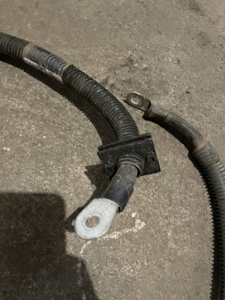 Claas Arion 550-520 650-620 - kabel wiązka elektryczna 0021503002 - Појас за кабел/ Жица за Трактор: слика 3 Claas Arion 550-520 650-620 - kabel wiązka elektryczna 0021503002 - Појас за кабел/ Жица за Трактор: слика 3