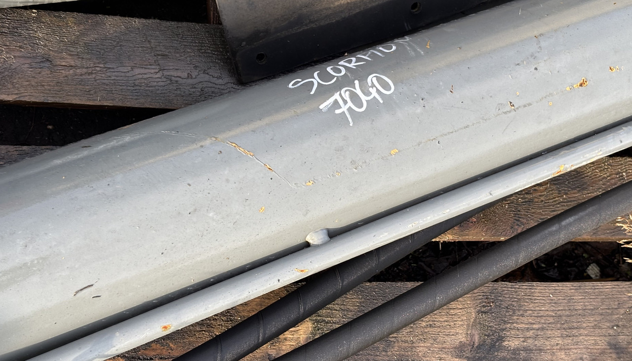 Claas Scorpion 7040 Siłownik Podnoszenia Siłownik Wyrównania 0013003700 0013003720 - Хидрауличен цилиндар за Телескопски ракувач: слика 3 Claas Scorpion 7040 Siłownik Podnoszenia Siłownik Wyrównania 0013003700 0013003720 - Хидрауличен цилиндар за Телескопски ракувач: слика 3