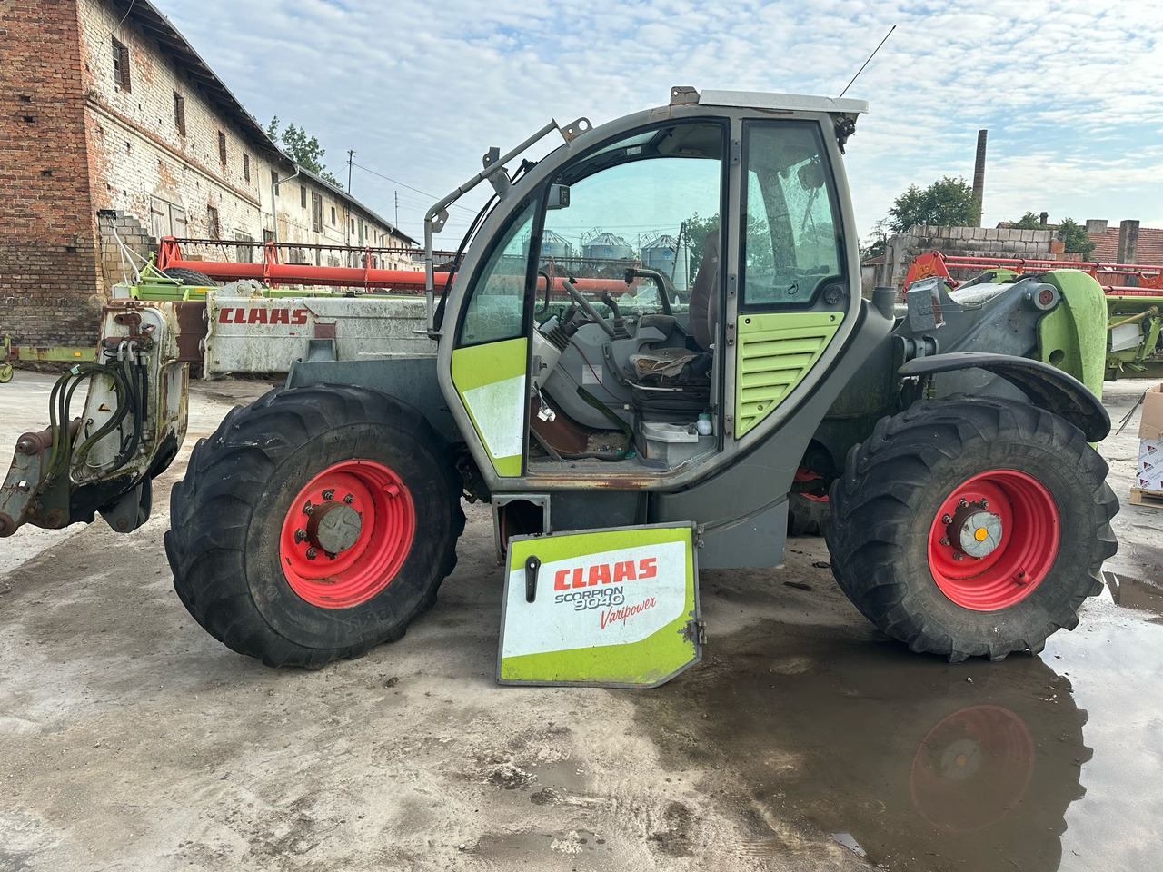 Claas Scorpion 9040 Variopower - balasty obciążniki - Противтежа за Земјоделска машина: слика 1 Claas Scorpion 9040 Variopower - balasty obciążniki - Противтежа за Земјоделска машина: слика 1