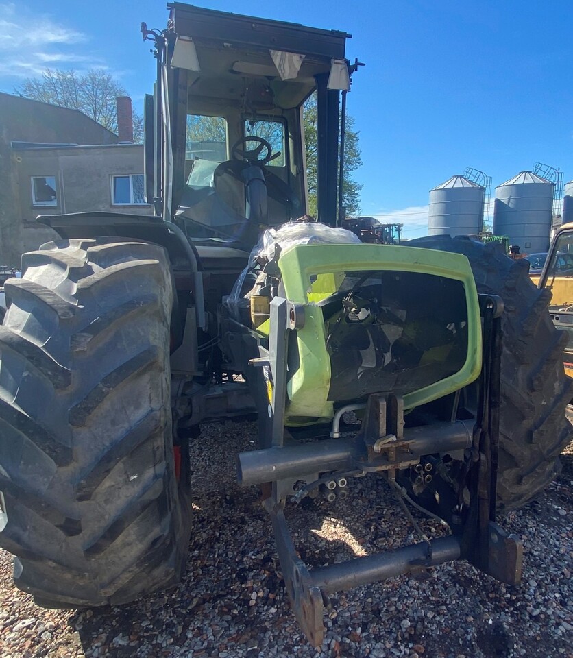 Claas Xerion 3300 Trac - Opony 650/85 R38 TRELLEBORG - Гума за Трактор: слика 4 Claas Xerion 3300 Trac - Opony 650/85 R38 TRELLEBORG - Гума за Трактор: слика 4