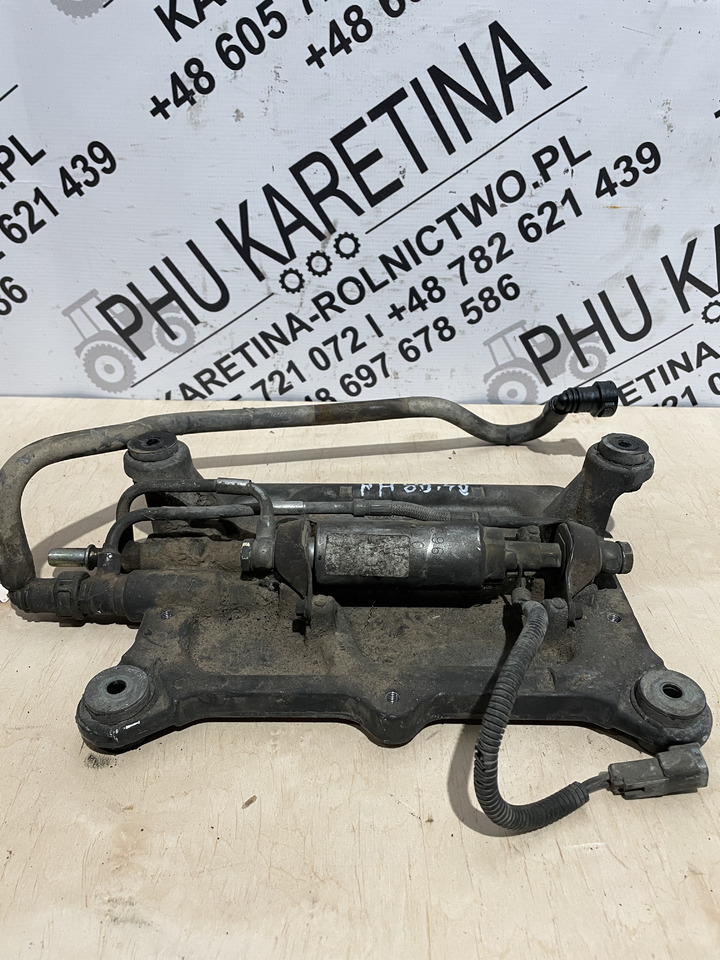 Cummins New Holland 8040 - Podstawa chłodzenie komputera ECM + pompa paliwa 3970204 - Мотор и делови за Земјоделска машина: слика 1 Cummins New Holland 8040 - Podstawa chłodzenie komputera ECM + pompa paliwa 3970204 - Мотор и делови за Земјоделска машина: слика 1