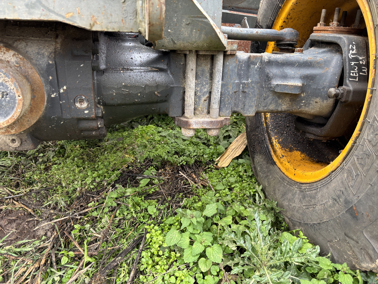 DANA Spicer 212/753 Dieci 185 Zwolnica Zwrotnica Pochwa Obudowa - Конечен редуктор за Земјоделска машина: слика 1 DANA Spicer 212/753 Dieci 185 Zwolnica Zwrotnica Pochwa Obudowa - Конечен редуктор за Земјоделска машина: слика 1