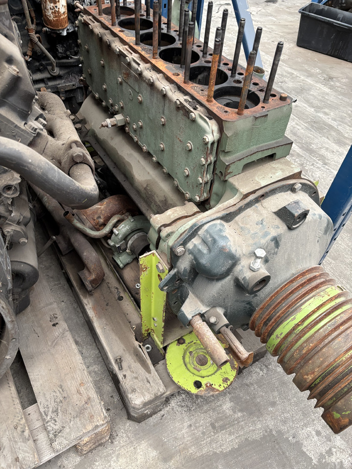 Daimler Benz Mercedes OM352 352.900 Silnik Części - Мотор и делови за Земјоделска машина: слика 2 Daimler Benz Mercedes OM352 352.900 Silnik Części - Мотор и делови за Земјоделска машина: слика 2