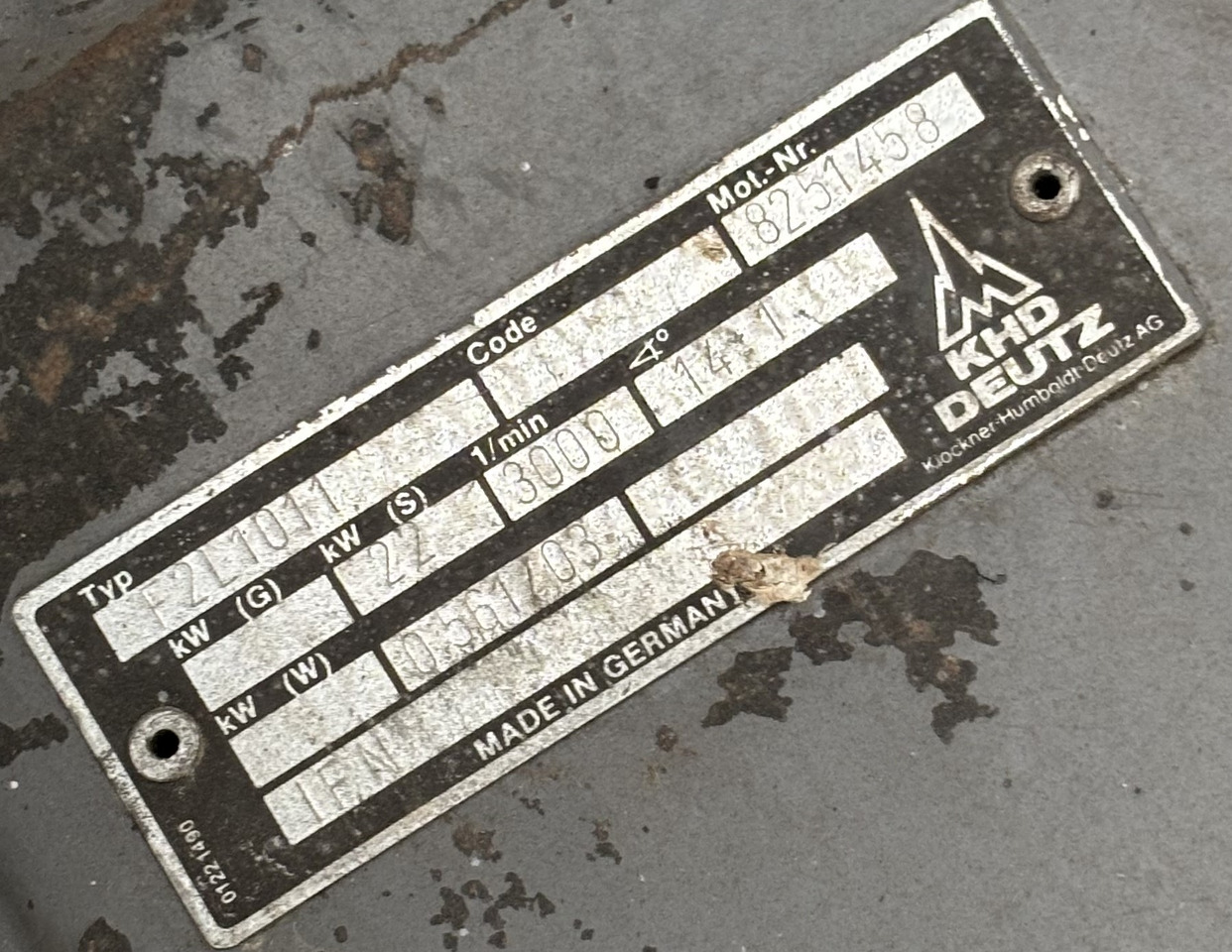 Deutz F2L1011 Silnik Blok Koło Zamachowe Tłok Pokrywa CZĘŚCI - Замаец за Земјоделска машина: слика 2 Deutz F2L1011 Silnik Blok Koło Zamachowe Tłok Pokrywa CZĘŚCI - Замаец за Земјоделска машина: слика 2