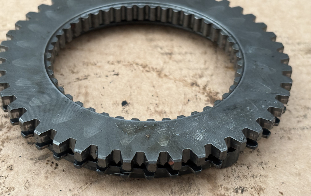 Deutz Fahr Agrotron 230 260 Skrzynia Biegów Tryb Zębatka Koło Zębate CZĘŚCI - Менувач за Земјоделска машина: слика 2 Deutz Fahr Agrotron 230 260 Skrzynia Biegów Tryb Zębatka Koło Zębate CZĘŚCI - Менувач за Земјоделска машина: слика 2