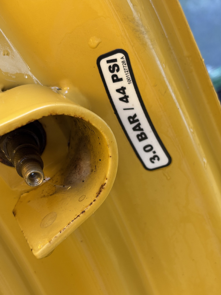 Felga CAT TH407 DW15LX24 R24 JLG 1001090637 - Бандаж за Земјоделска машина: слика 2 Felga CAT TH407 DW15LX24 R24 JLG 1001090637 - Бандаж за Земјоделска машина: слика 2