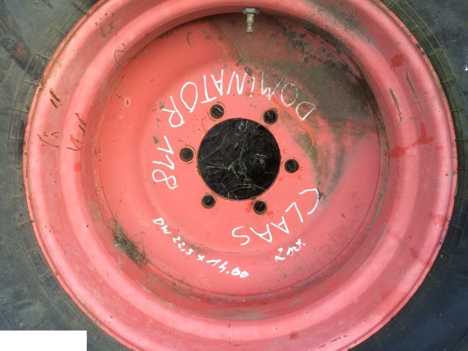 Felga DW22.5x14.00 koła szerokie claas dominator 500/80-22.5 - Комплетно тркало за Земјоделска машина: слика 2 Felga DW22.5x14.00 koła szerokie claas dominator 500/80-22.5 - Комплетно тркало за Земјоделска машина: слика 2