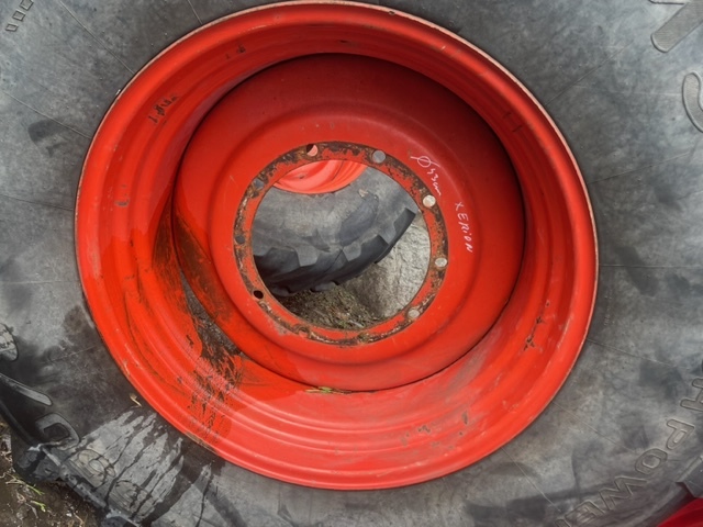 Felga claas xerion DW23x38 , Dw 23x38 - Бандаж за Земјоделска машина: слика 2 Felga claas xerion DW23x38 , Dw 23x38 - Бандаж за Земјоделска машина: слика 2