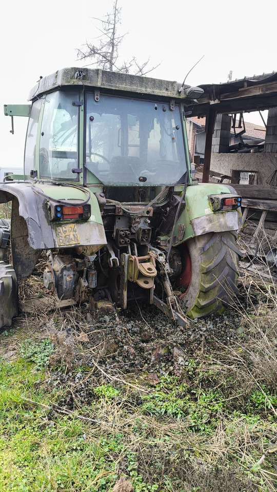 Fendt 309 - na części - kabina drzwi szyba maska grill - Врата и делови за Земјоделска машина: слика 1 Fendt 309 - na części - kabina drzwi szyba maska grill - Врата и делови за Земјоделска машина: слика 1