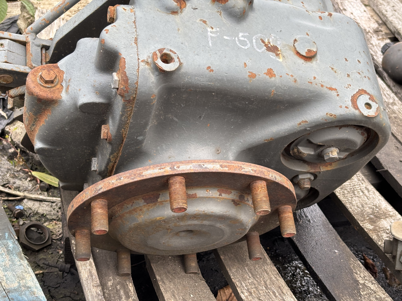 Fendt 509 510 512 Zwolnica Kompletne 380114150010 199110150050 199110150012 198100150050 - Конечен редуктор за Земјоделска машина: слика 1 Fendt 509 510 512 Zwolnica Kompletne 380114150010 199110150050 199110150012 198100150050 - Конечен редуктор за Земјоделска машина: слика 1