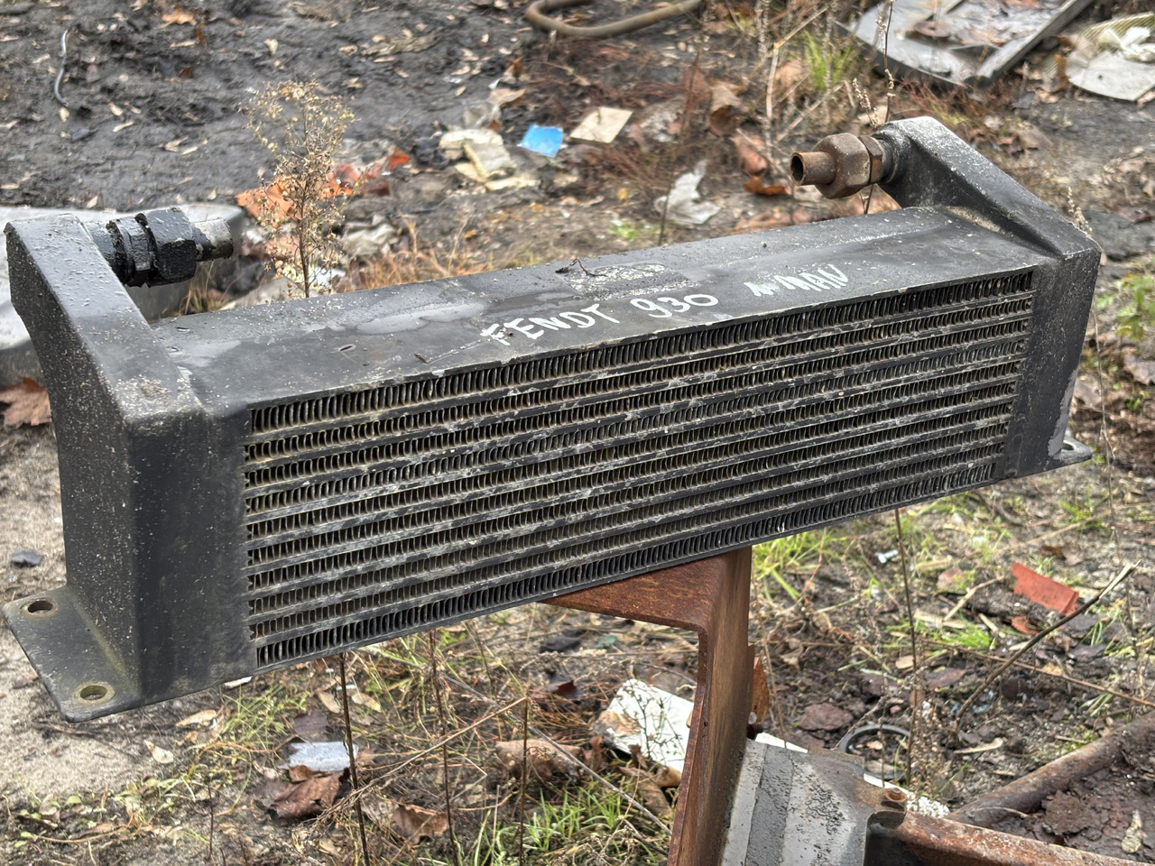 Fendt 930 Chłodnica CZĘŚCI - Радијатор за Земјоделска машина: слика 1 Fendt 930 Chłodnica CZĘŚCI - Радијатор за Земјоделска машина: слика 1