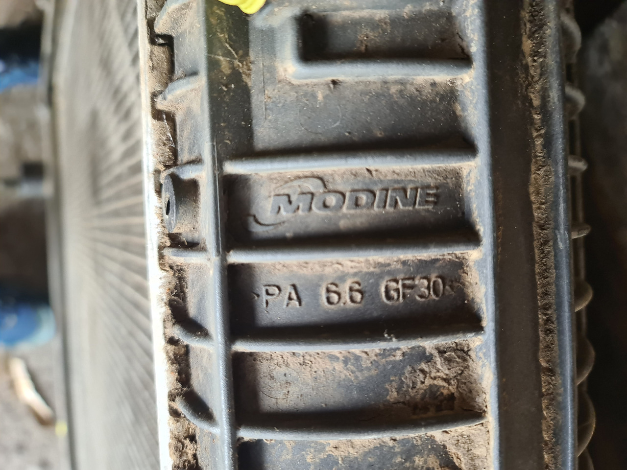 Fendt 936 S4 Chłodnica MODINE PA 6.6 GF30 - Радијатор за Земјоделска машина: слика 2 Fendt 936 S4 Chłodnica MODINE PA 6.6 GF30 - Радијатор за Земјоделска машина: слика 2