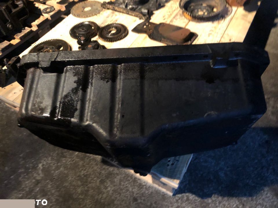 Iveco F4CE04 - Miska Olejowa 504043550 - Картер за масло за Земјоделска машина: слика 3 Iveco F4CE04 - Miska Olejowa 504043550 - Картер за масло за Земјоделска машина: слика 3
