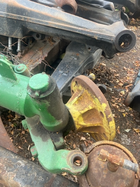 John Deere 1065 | 1075 - Zwrotnica | Piasta - Рукавец за Земјоделска машина: слика 2 John Deere 1065 | 1075 - Zwrotnica | Piasta - Рукавец за Земјоделска машина: слика 2