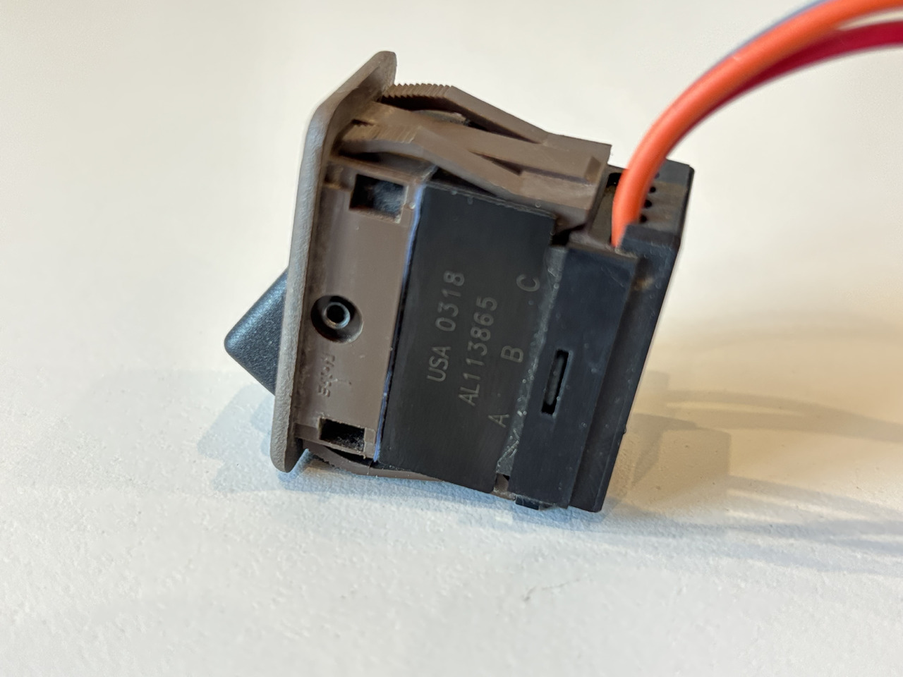 John Deere 6020 6120 6510 6820 7420 8230 Przełącznik kołyskowy AL113865 - Прекинувач на управувачкиот столб за Земјоделска машина: слика 1 John Deere 6020 6120 6510 6820 7420 8230 Przełącznik kołyskowy AL113865 - Прекинувач на управувачкиот столб за Земјоделска машина: слика 1