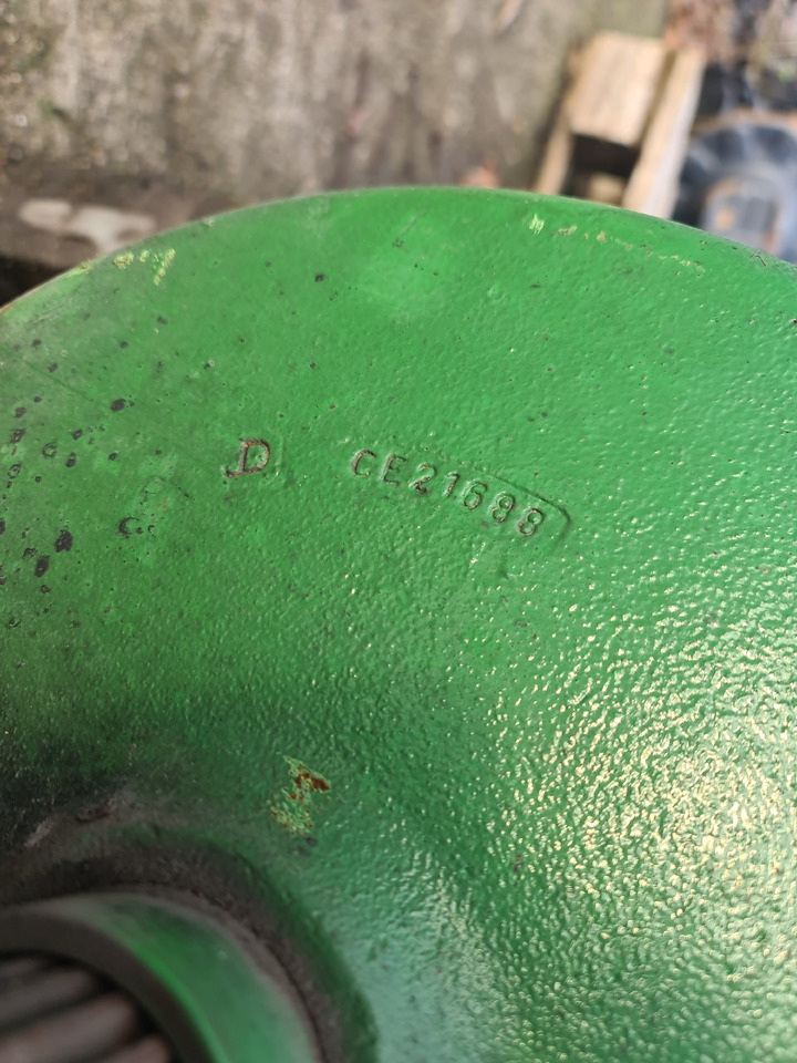 John Deere 7180 7480 8100 8500 9600 S660 T5 T6 T660 W650 Bęben Hamulcowy CE21688 - Кочни тапани за Земјоделска машина: слика 1 John Deere 7180 7480 8100 8500 9600 S660 T5 T6 T660 W650 Bęben Hamulcowy CE21688 - Кочни тапани за Земјоделска машина: слика 1