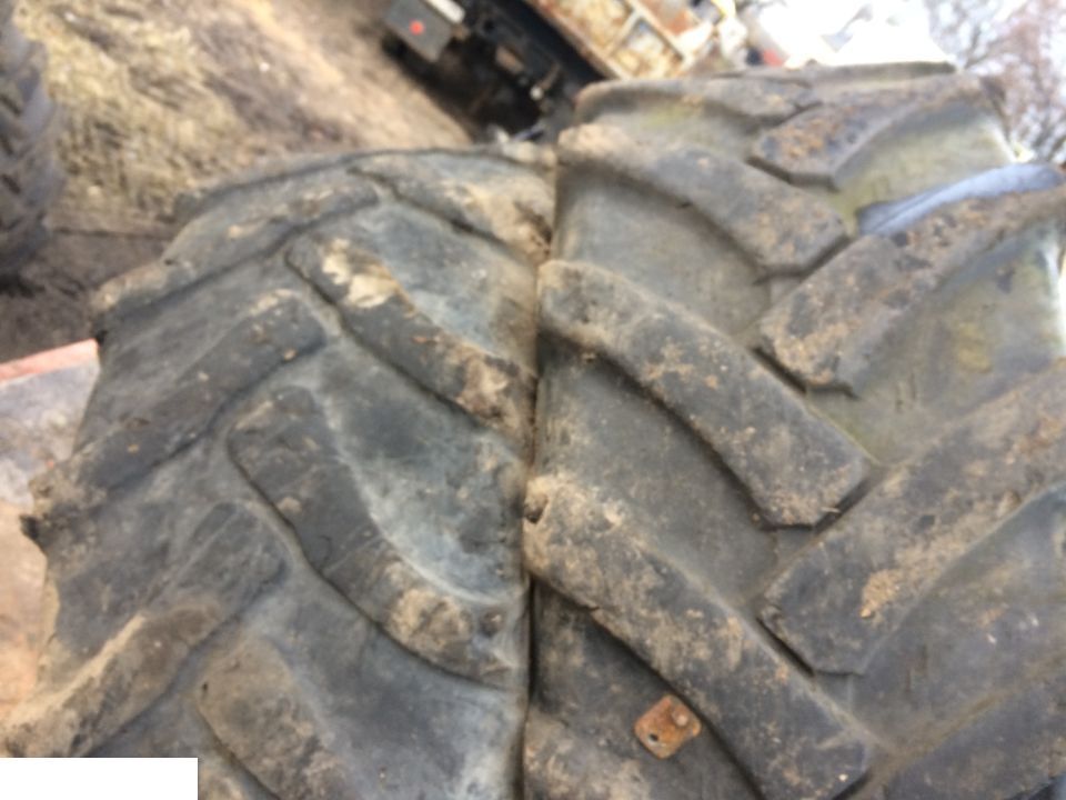 Koło John Deere 4400 - 405/70-24 - Комплетно тркало за Опрема за ракување со материјали: слика 4 Koło John Deere 4400 - 405/70-24 - Комплетно тркало за Опрема за ракување со материјали: слика 4