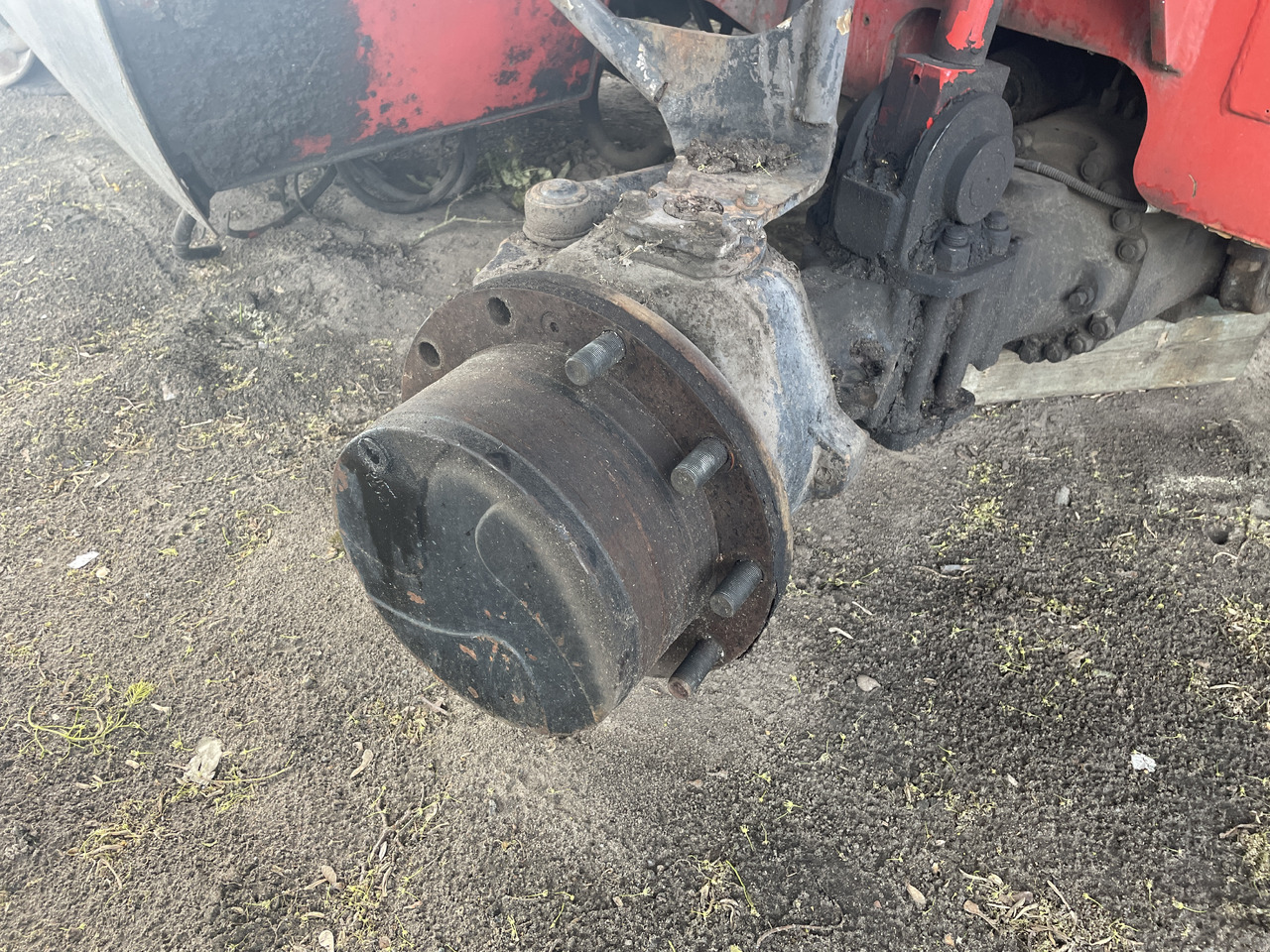 Manitou MHT 860 - części - zwolnica zwrotnica dyfer most - Конечен редуктор за Земјоделска машина: слика 2 Manitou MHT 860 - części - zwolnica zwrotnica dyfer most - Конечен редуктор за Земјоделска машина: слика 2