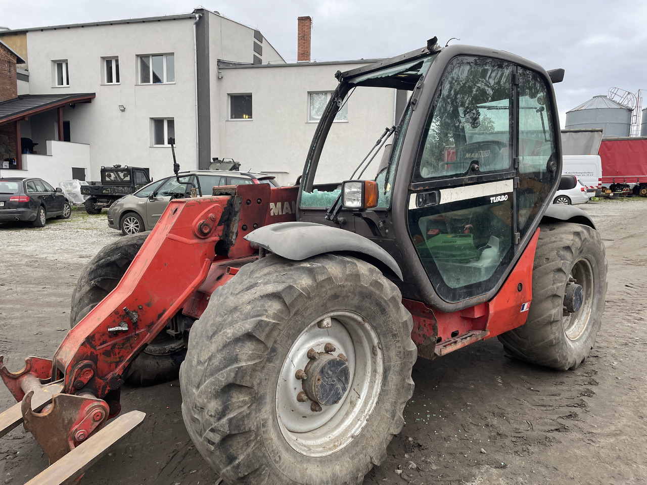Manitou MLT 634 - CZĘŚCI - zwolnica dyfer zwrotnica most oś - Рукавец за Земјоделска машина: слика 3 Manitou MLT 634 - CZĘŚCI - zwolnica dyfer zwrotnica most oś - Рукавец за Земјоделска машина: слика 3