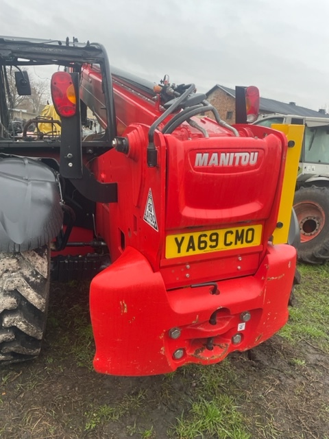 Manitou MT 1335 zwolnica zwrotnica Półoś , siłownik , koła , ramie , teleskop , kabina i inne części - Погонско вратило за Земјоделска машина: слика 2 Manitou MT 1335 zwolnica zwrotnica Półoś , siłownik , koła , ramie , teleskop , kabina i inne części - Погонско вратило за Земјоделска машина: слика 2