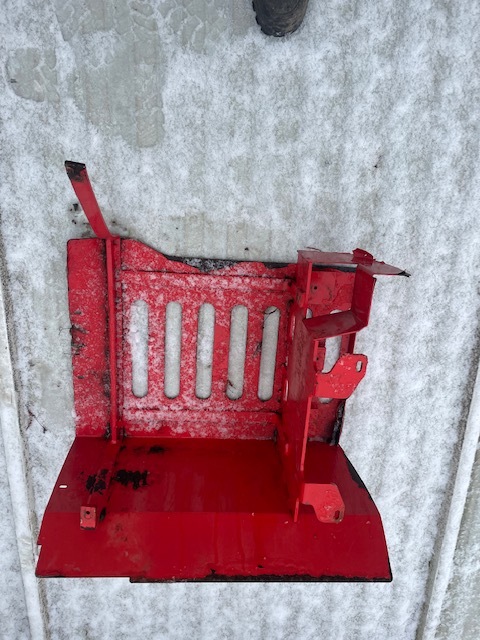 Manitou Osłona Pod Kabine - Каросерија и екстериер за Телескопски ракувач: слика 1 Manitou Osłona Pod Kabine - Каросерија и екстериер за Телескопски ракувач: слика 1
