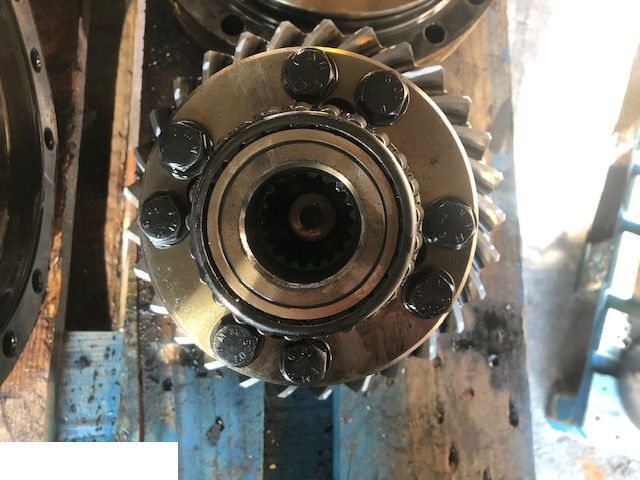 Matbro TS 280 - Clark Hurth - Tryby 8x29 - Трансмисија за Земјоделска машина: слика 3 Matbro TS 280 - Clark Hurth - Tryby 8x29 - Трансмисија за Земјоделска машина: слика 3