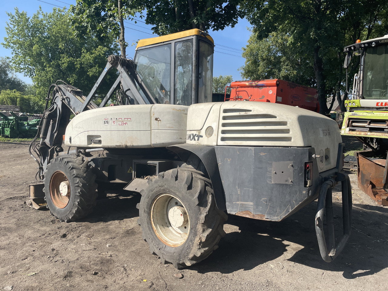 Mecalac 12MXT 12 MXT - części - kabina mosty siłowniki koła zwolnica skrzynia - Конечен редуктор за Земјоделска машина: слика 1 Mecalac 12MXT 12 MXT - części - kabina mosty siłowniki koła zwolnica skrzynia - Конечен редуктор за Земјоделска машина: слика 1