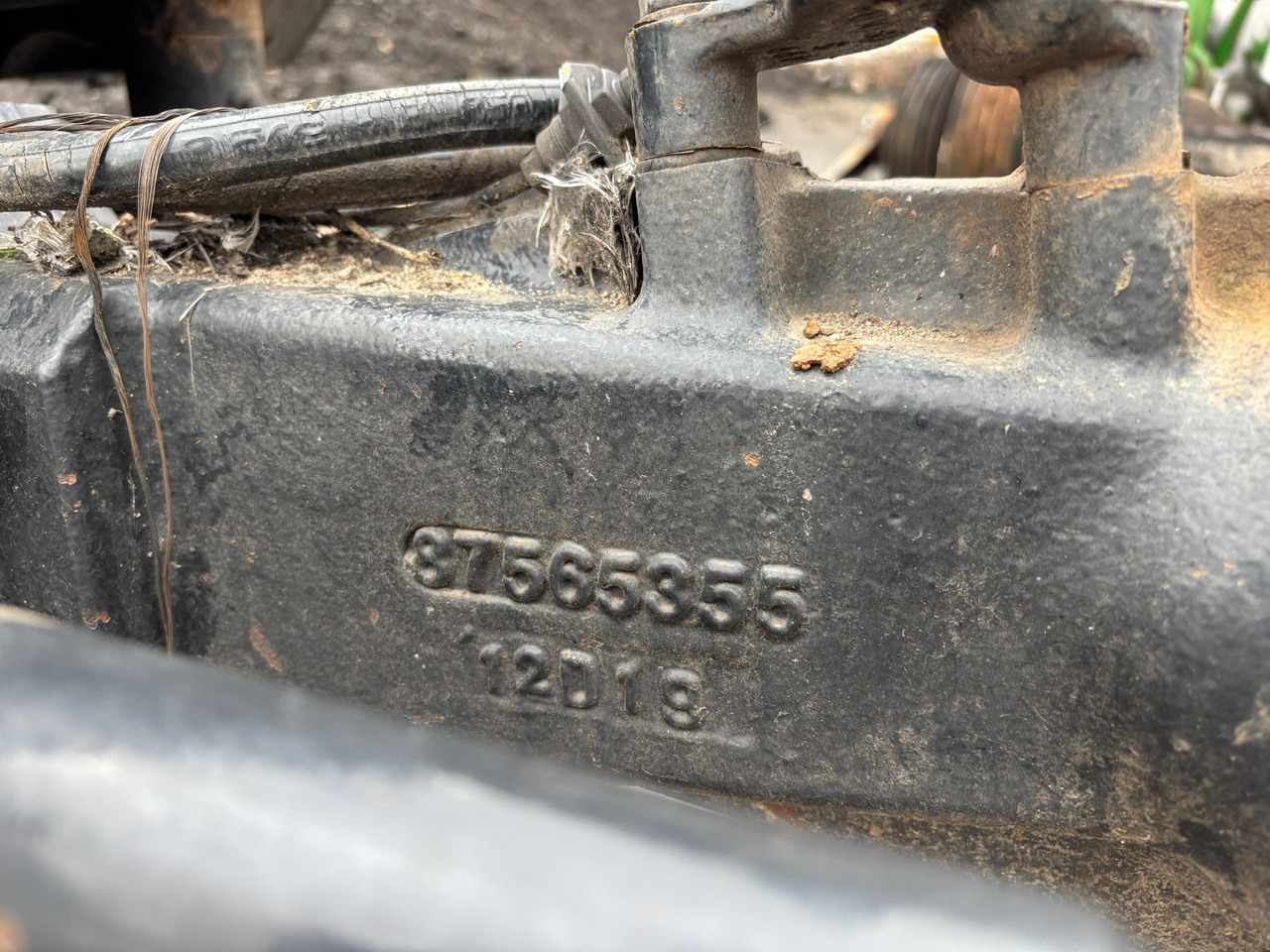 New Holland T6.175 T7.235 Most Przedni 87565355 - Предна оска за Земјоделска машина: слика 2 New Holland T6.175 T7.235 Most Przedni 87565355 - Предна оска за Земјоделска машина: слика 2