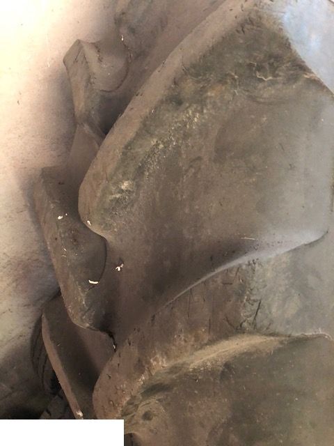 Opona 520/85R42 Firestone PERFORMER 85 20.8R42 157D/154E TL - Гума за Земјоделска машина: слика 4 Opona 520/85R42 Firestone PERFORMER 85 20.8R42 157D/154E TL - Гума за Земјоделска машина: слика 4