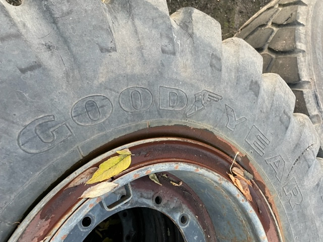 Opona Goodyear 20.5r25 - Гума за Земјоделска машина: слика 2 Opona Goodyear 20.5r25 - Гума за Земјоделска машина: слика 2