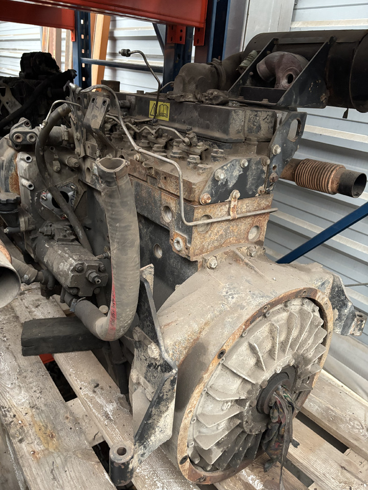 Perkins 1580/2200 Silnik CZĘŚCI - Мотор за Земјоделска машина: слика 1 Perkins 1580/2200 Silnik CZĘŚCI - Мотор за Земјоделска машина: слика 1