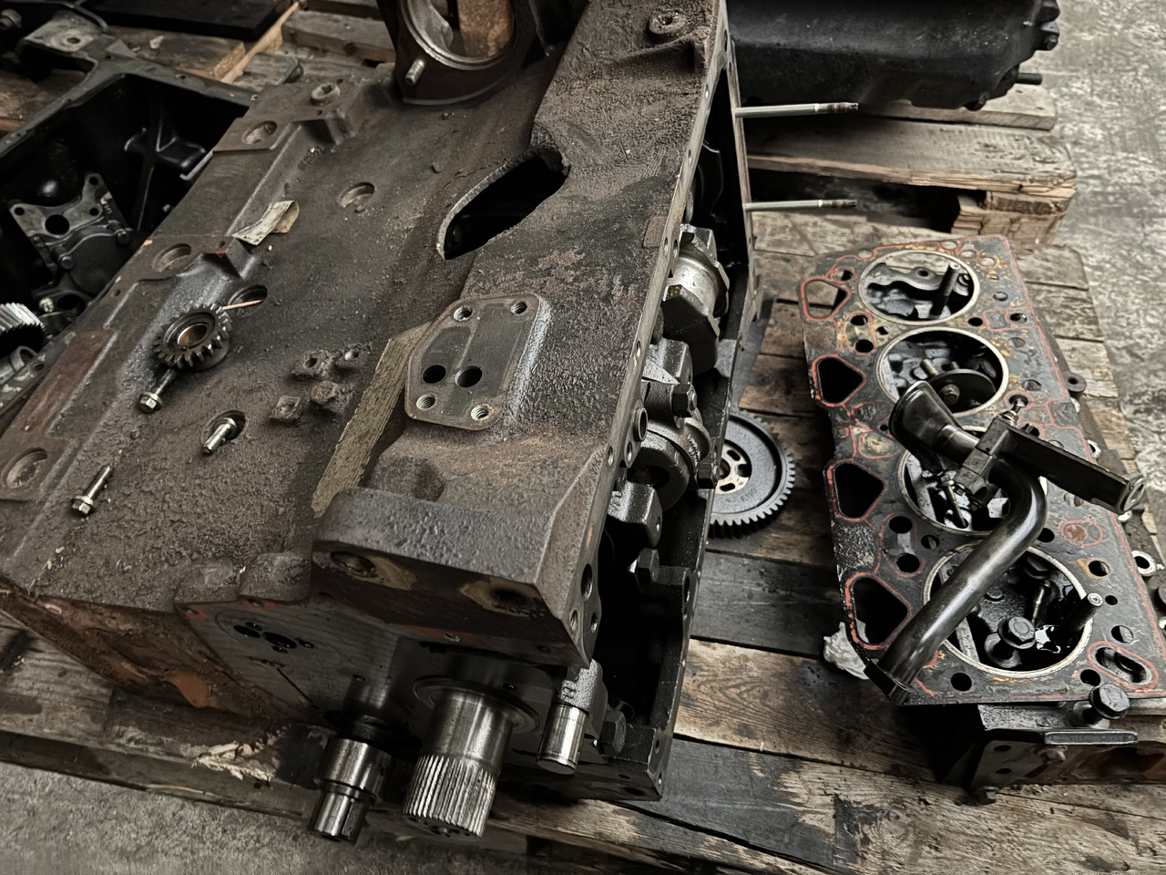 Perkins 1906/2200 Silnik Miska Wał Koło Zamachowe CZĘŚCI - Замаец за Земјоделска машина: слика 4 Perkins 1906/2200 Silnik Miska Wał Koło Zamachowe CZĘŚCI - Замаец за Земјоделска машина: слика 4