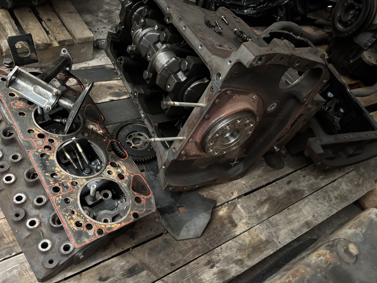 Perkins 1906/2200 Silnik Miska Wał Koło Zamachowe CZĘŚCI - Замаец за Земјоделска машина: слика 3 Perkins 1906/2200 Silnik Miska Wał Koło Zamachowe CZĘŚCI - Замаец за Земјоделска машина: слика 3