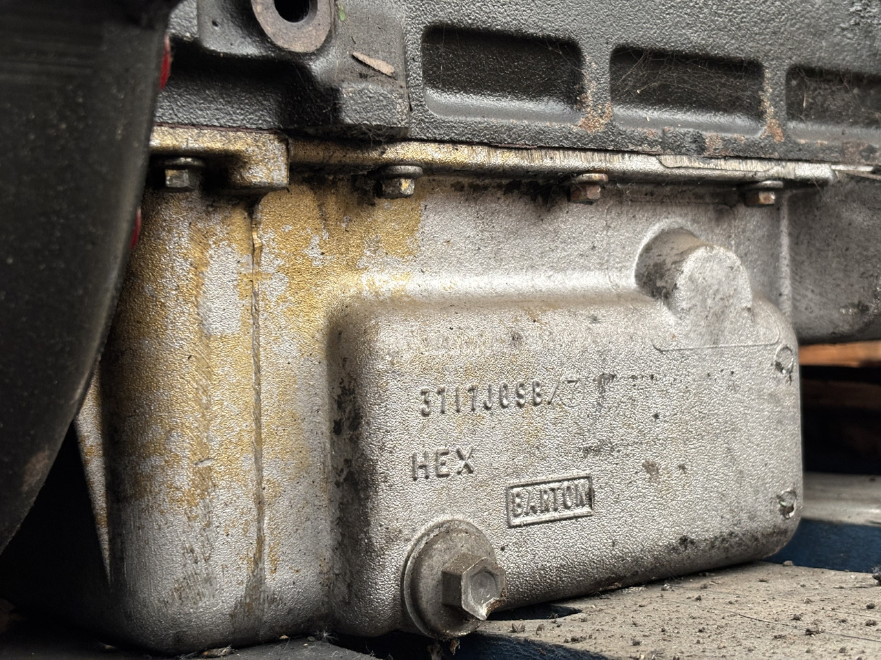 Perkins 1985/2300 Silnik Blok Koło Zamachowe Wał Miska Olejowa CZĘŚCI - Замаец за Земјоделска машина: слика 4 Perkins 1985/2300 Silnik Blok Koło Zamachowe Wał Miska Olejowa CZĘŚCI - Замаец за Земјоделска машина: слика 4