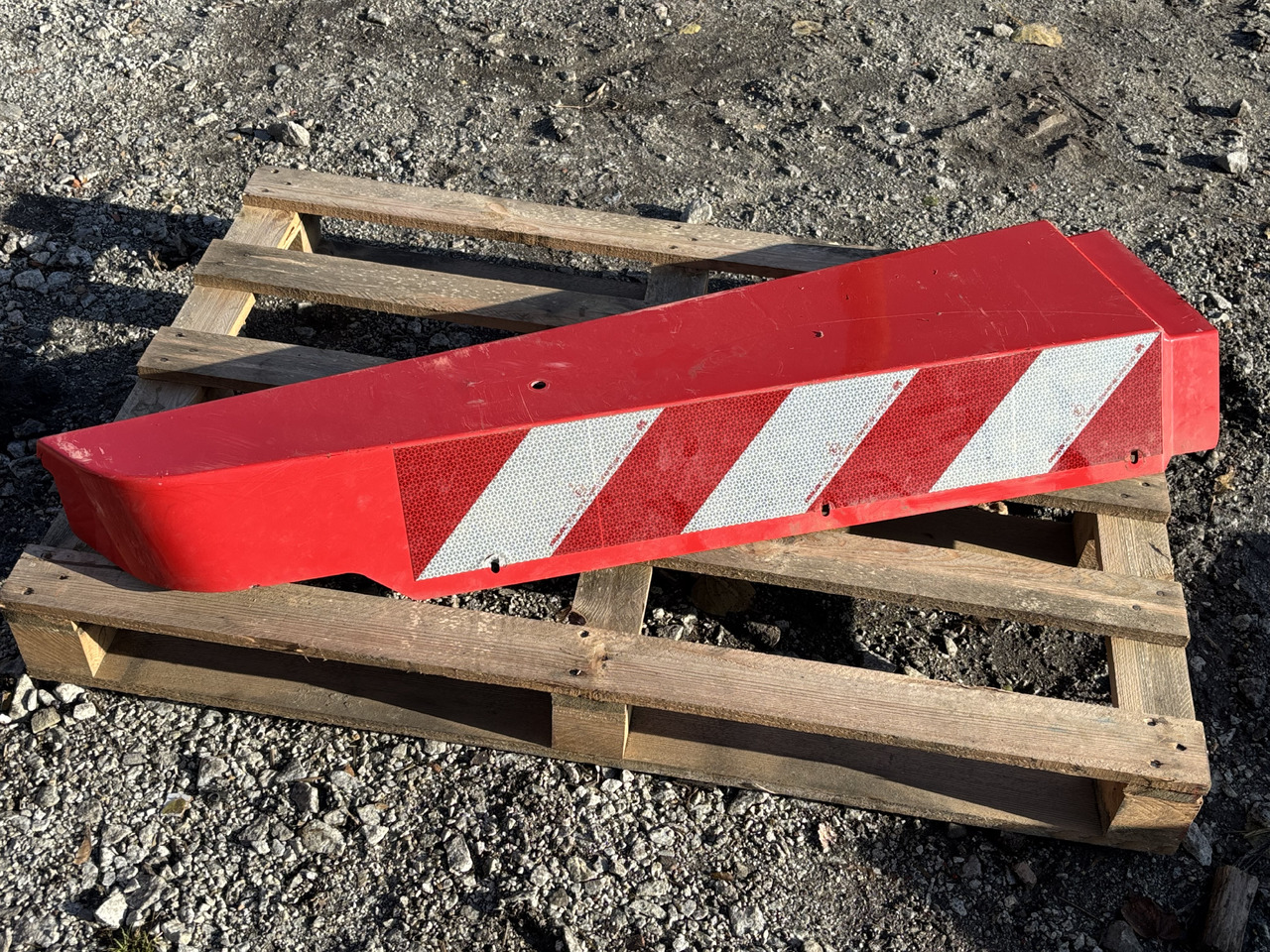 Pottinger Jumbo 7450 Przyczepa Samozbierająca - Obudowa Osłona Ostrzegawcza - Каросерија и екстериер за Земјоделска машина: слика 1 Pottinger Jumbo 7450 Przyczepa Samozbierająca - Obudowa Osłona Ostrzegawcza - Каросерија и екстериер за Земјоделска машина: слика 1