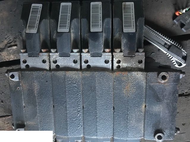 Sauer Danfoss - Cewki Proporcjonalne Rozdzielacz Elektrozawory - Електричен систем за Земјоделска машина: слика 2 Sauer Danfoss - Cewki Proporcjonalne Rozdzielacz Elektrozawory - Електричен систем за Земјоделска машина: слика 2