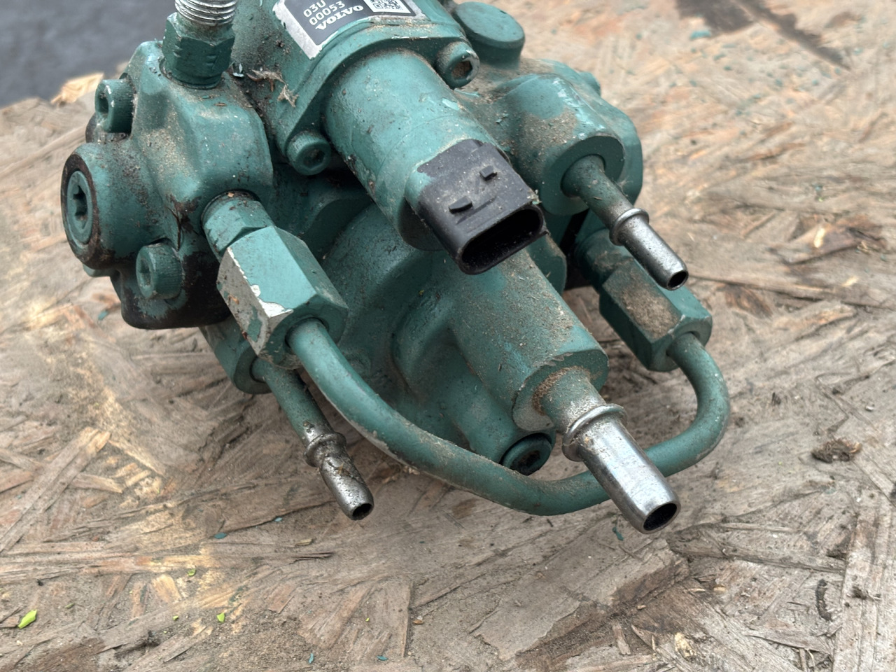 VOLVO Pompa wysokiego ciśnienia 22208234 - Пумпа за гориво за Камион: слика 4 VOLVO Pompa wysokiego ciśnienia 22208234 - Пумпа за гориво за Камион: слика 4