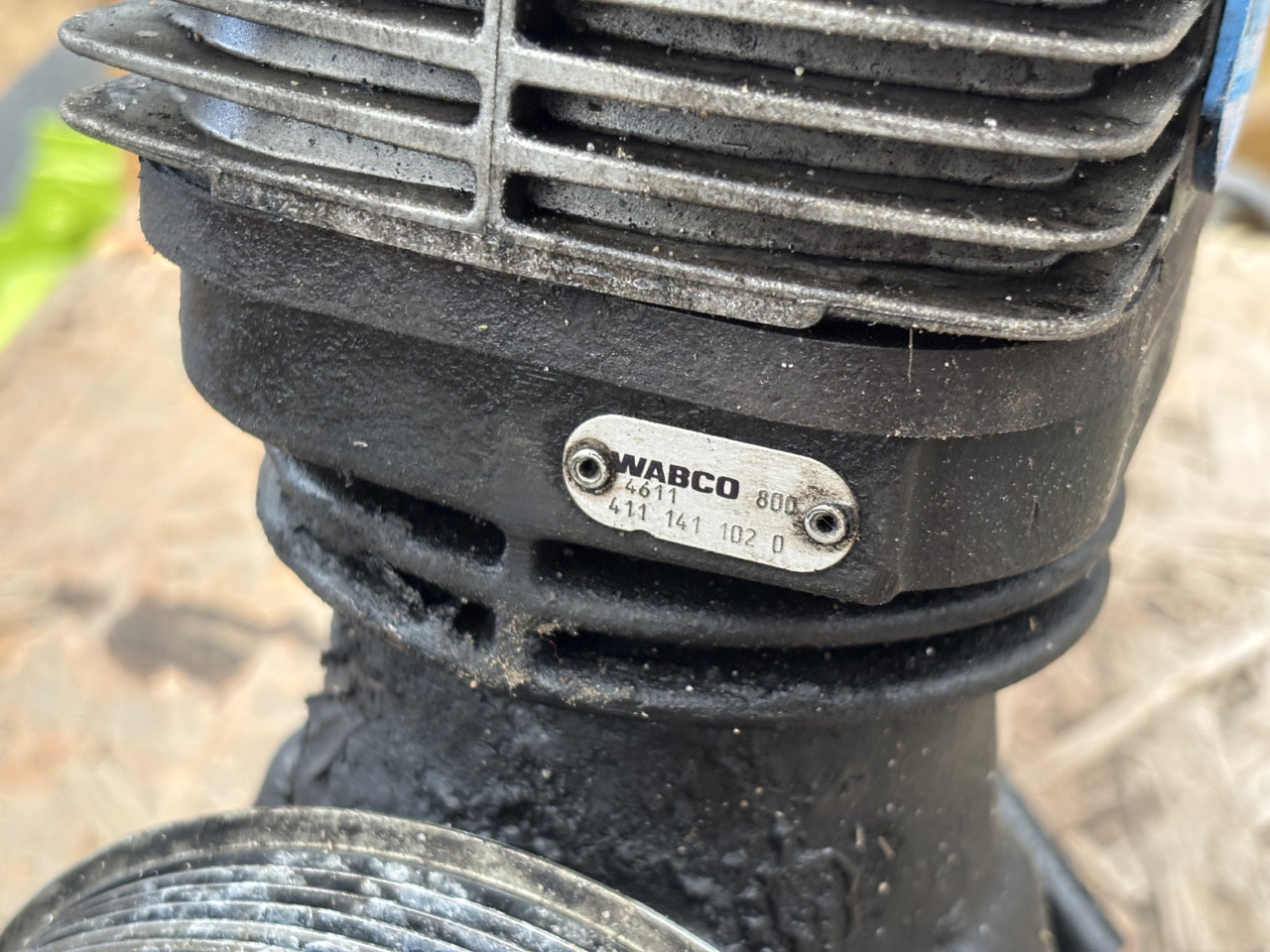 WABCO Kompresor Sprężonego Powietrza 4111411020 - Компресор на воздушна кочница за Земјоделска машина: слика 3 WABCO Kompresor Sprężonego Powietrza 4111411020 - Компресор на воздушна кочница за Земјоделска машина: слика 3