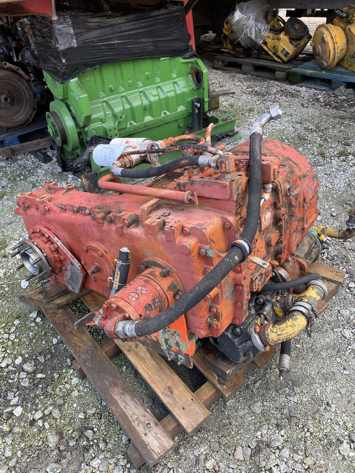 ZF 4PW45H1 ZETTELMEYER ZL4001 VOLVO - skrzynia biegów - Менувач за Земјоделска машина: слика 1 ZF 4PW45H1 ZETTELMEYER ZL4001 VOLVO - skrzynia biegów - Менувач за Земјоделска машина: слика 1