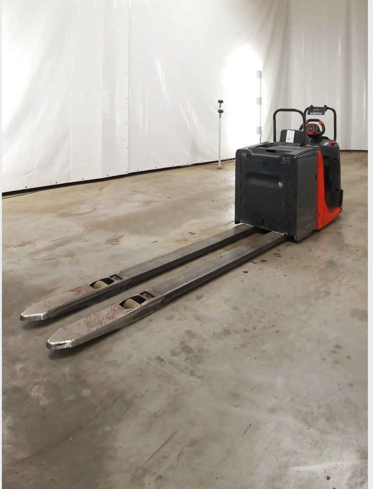 Linde N20/2400mm - Вилушкар за подигање роба: слика 1 Linde N20/2400mm - Вилушкар за подигање роба: слика 1