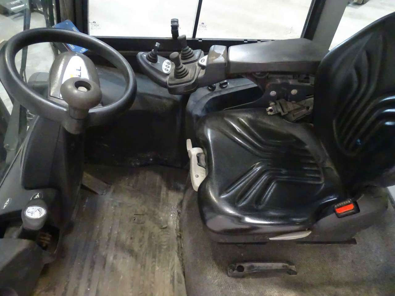 STILL RX70-40 - Дизел вилушкар: слика 4 STILL RX70-40 - Дизел вилушкар: слика 4