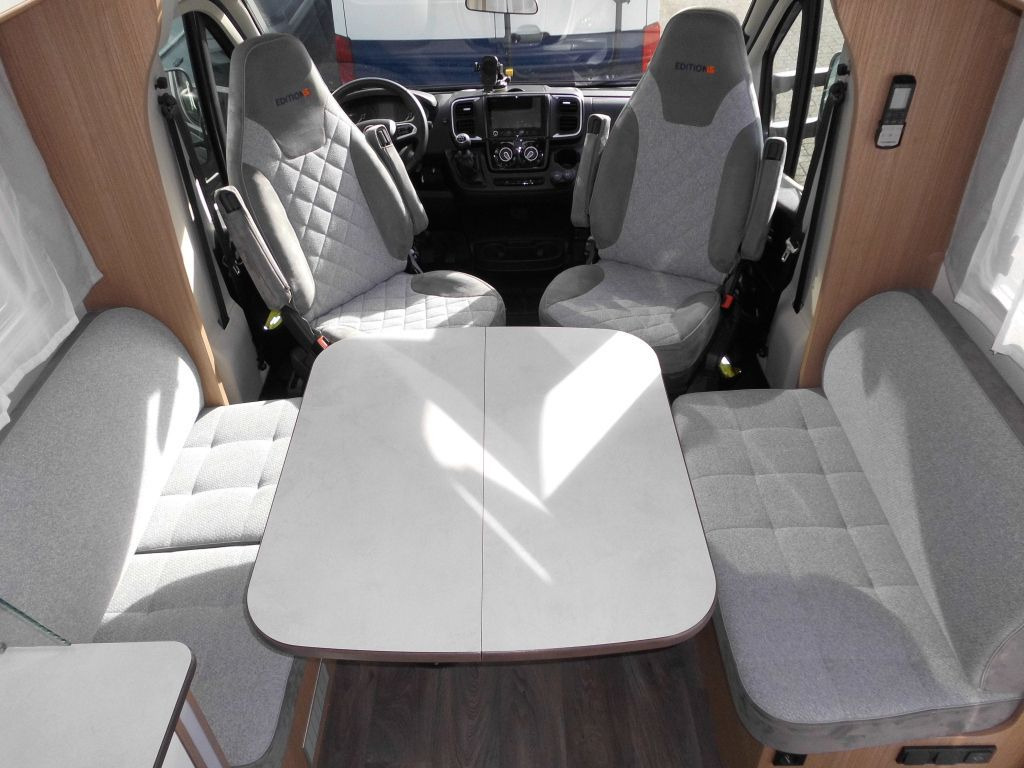 Carado T 459 Edition15 Solar, WR, RFK, SAT/TV uvm.+++ - Полуинтегриран кампер: слика 5 Carado T 459 Edition15 Solar, WR, RFK, SAT/TV uvm.+++ - Полуинтегриран кампер: слика 5