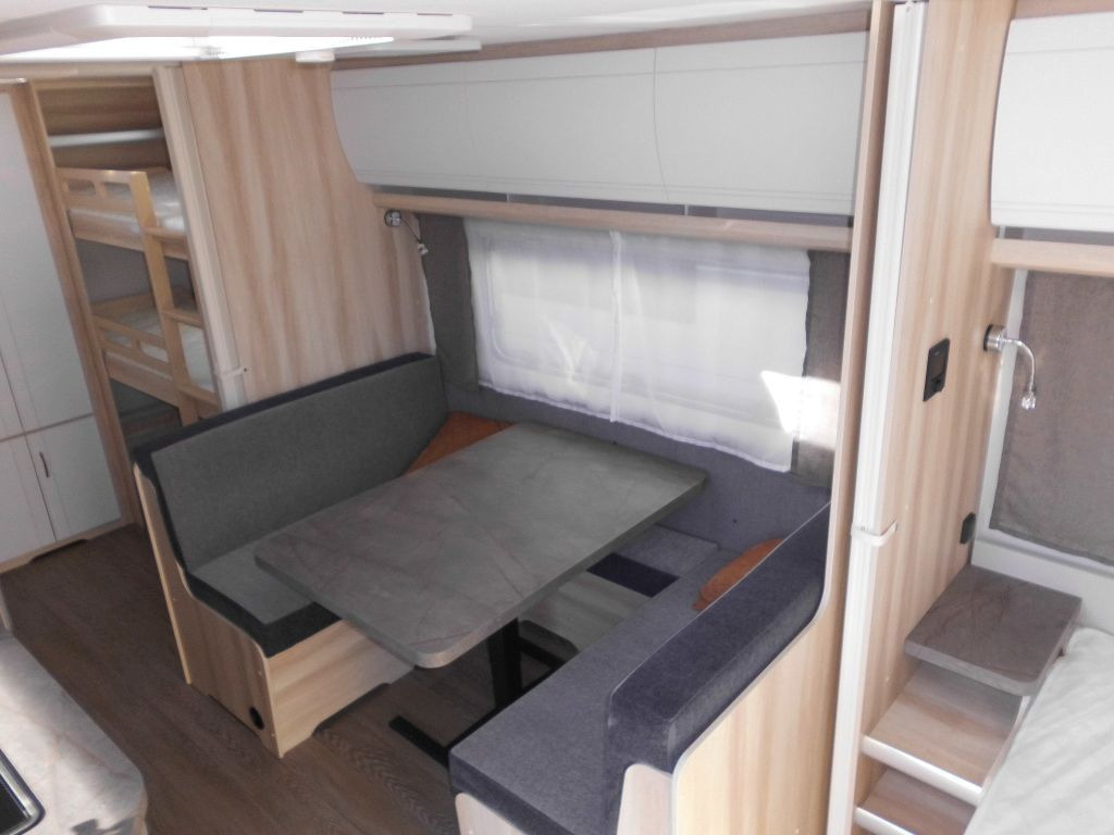 Hobby De Luxe 545 KMF 2026 3er Autark Backofen uvm.+ - Камп приколка: слика 5 Hobby De Luxe 545 KMF 2026 3er Autark Backofen uvm.+ - Камп приколка: слика 5