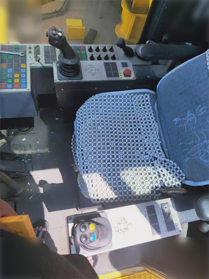 1994 LIEBHERR LHM1200HD - Самоиздигачки кран: слика 5 1994 LIEBHERR LHM1200HD - Самоиздигачки кран: слика 5