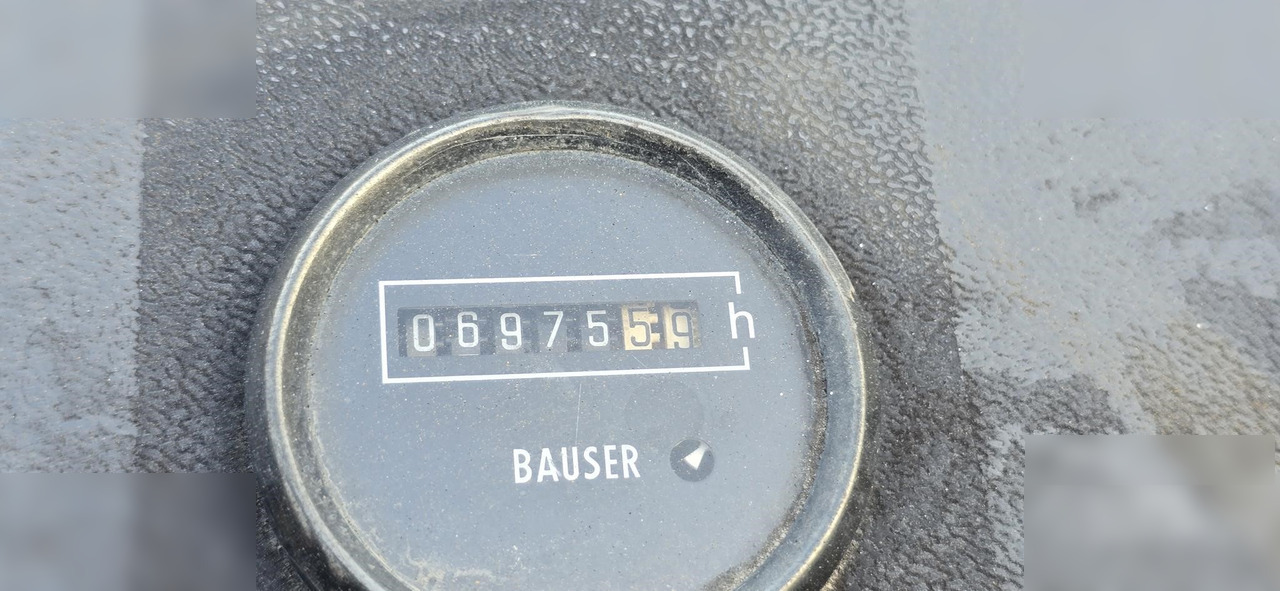 2005 WIRTGEN W35DC - Асфалтна мелница: слика 4 2005 WIRTGEN W35DC - Асфалтна мелница: слика 4