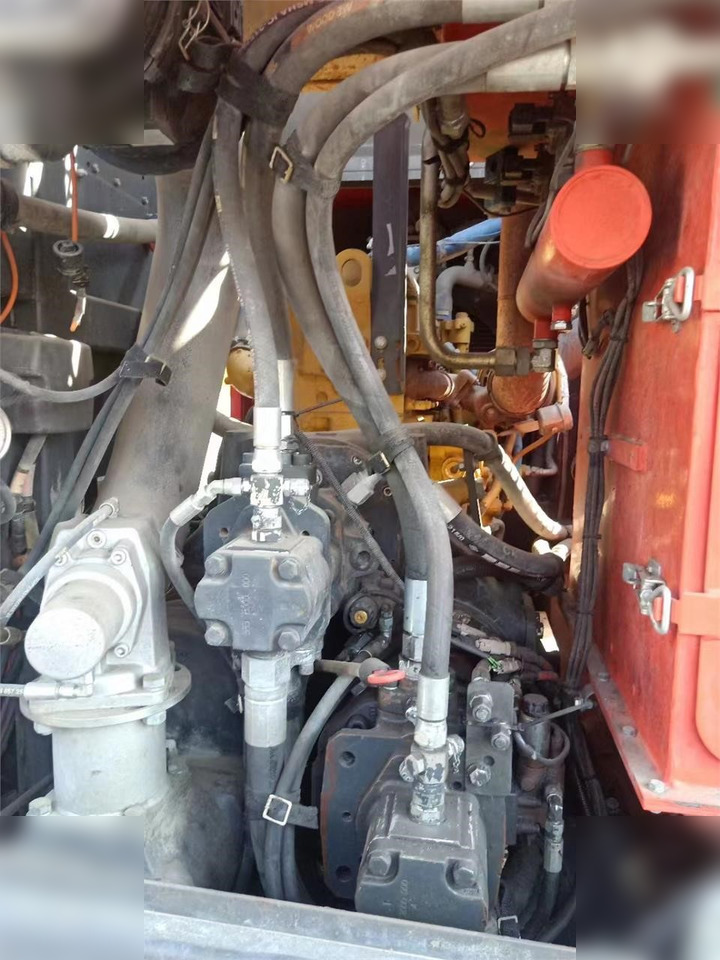 2014 SANDVIK DP1500I - Машина за бушење: слика 4 2014 SANDVIK DP1500I - Машина за бушење: слика 4