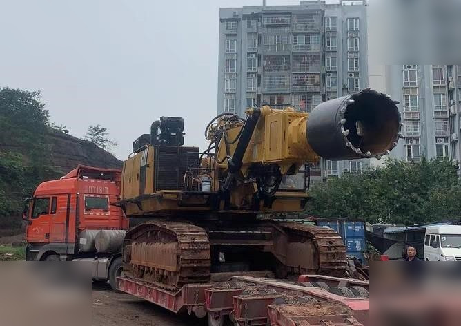 2016 CATERPILLAR 6015FS - Багер гасеничар: слика 3 2016 CATERPILLAR 6015FS - Багер гасеничар: слика 3