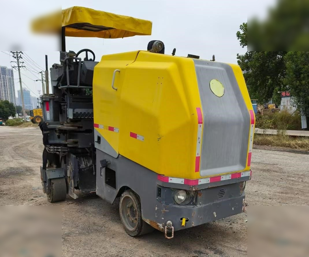 2016 DYNAPAC PL500 - Асфалтна мелница: слика 1 2016 DYNAPAC PL500 - Асфалтна мелница: слика 1