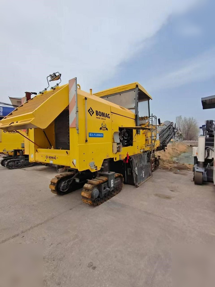 2017 BOMAG BM2000/60-2 - Асфалтна мелница: слика 2 2017 BOMAG BM2000/60-2 - Асфалтна мелница: слика 2